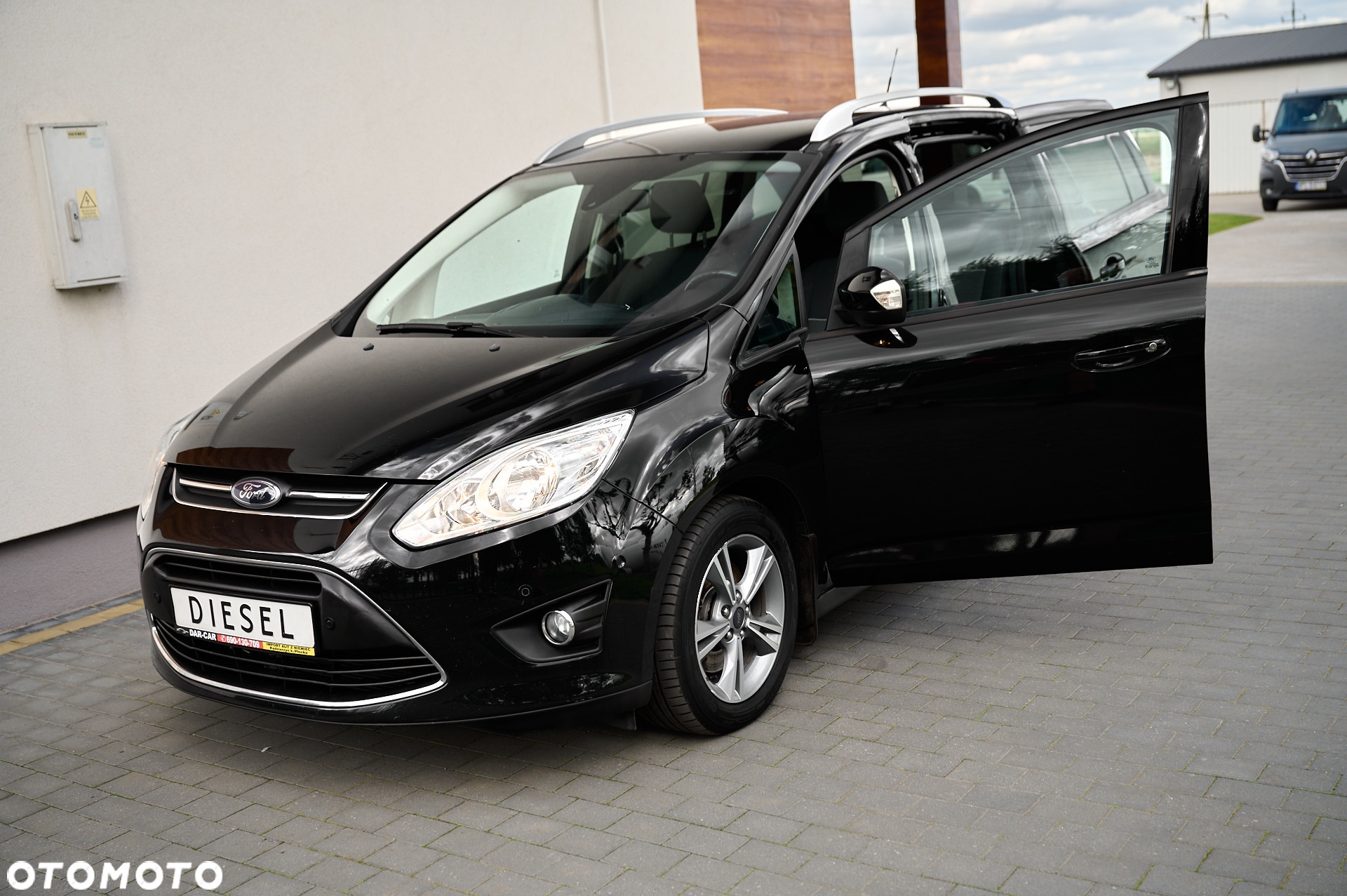 Ford Grand C-MAX - 19