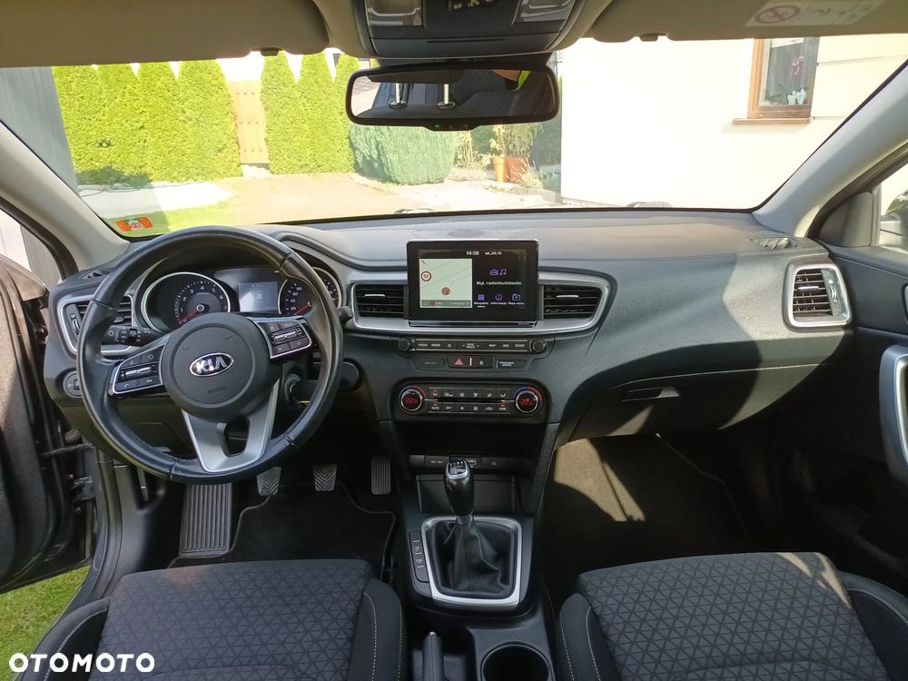 Kia Ceed - 26