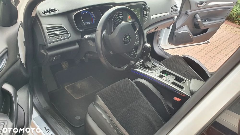 Renault Megane 1.3 TCe FAP Intens - 12