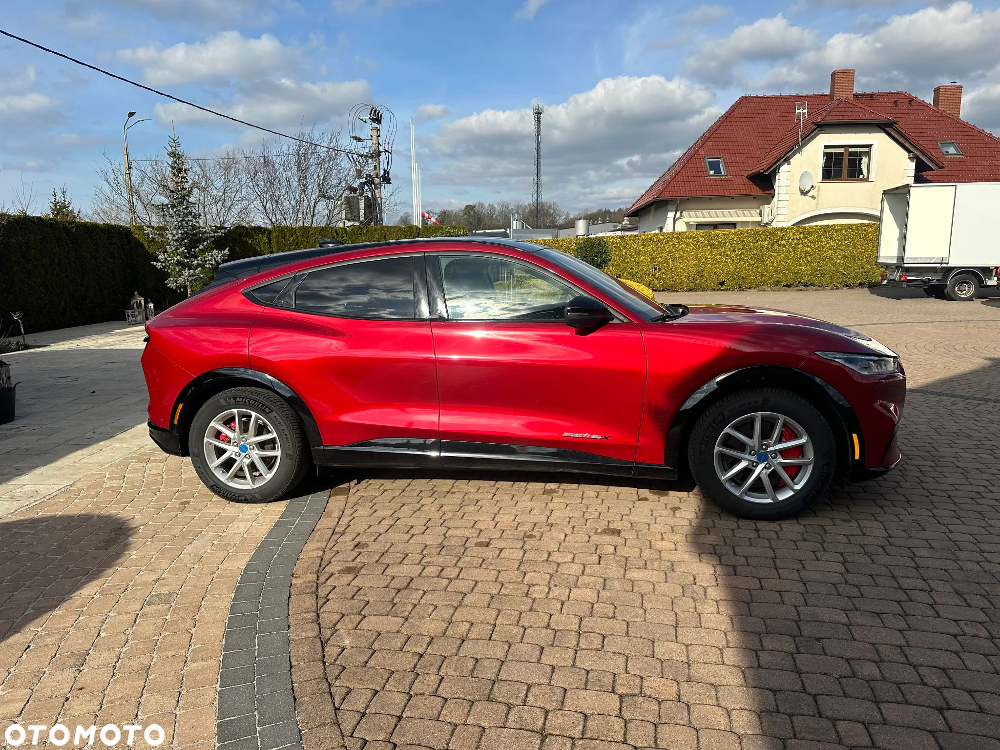 Ford Mustang Mach-E 91 kWh AWD Premium - 3