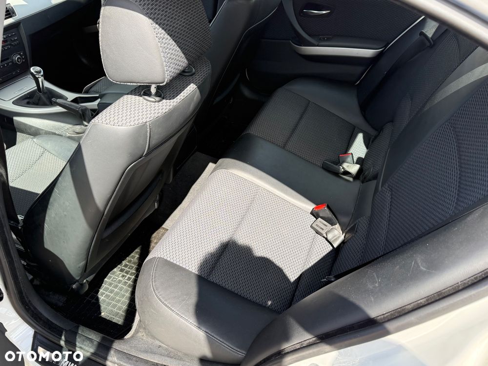 BMW Seria 3 318i Edition Lifestyle - 10