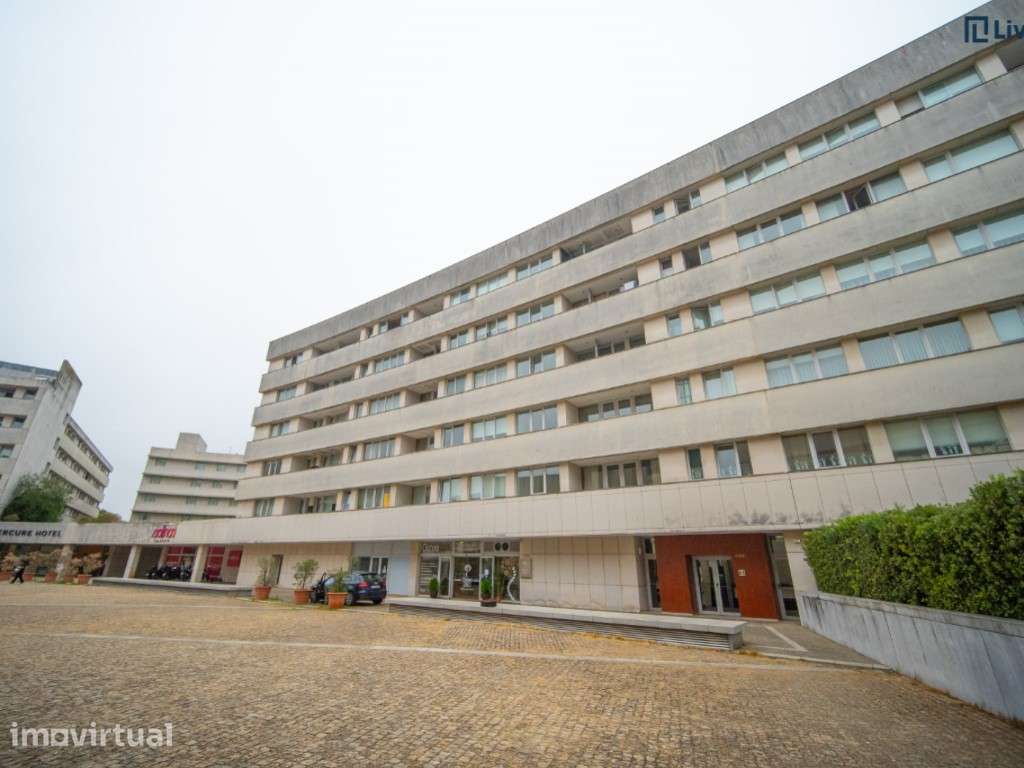 Apartamento T4 Mobilado com Vista para o Douro - Grande imagem: 4/57
