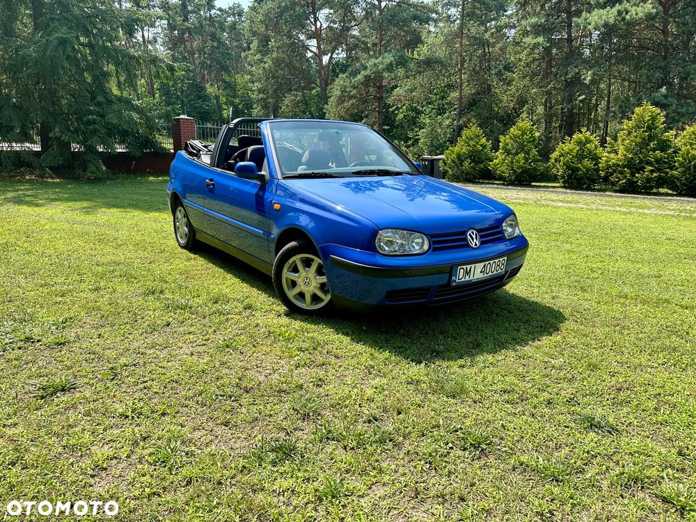 Volkswagen Golf 1.6 - 17