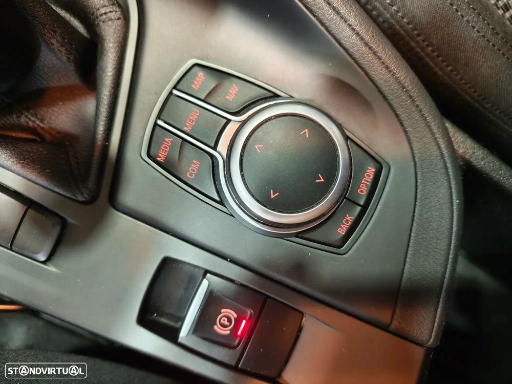 BMW X1 16 d sDrive Advantage - 20