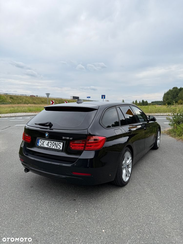 BMW Seria 3 318d Sport Line - 20