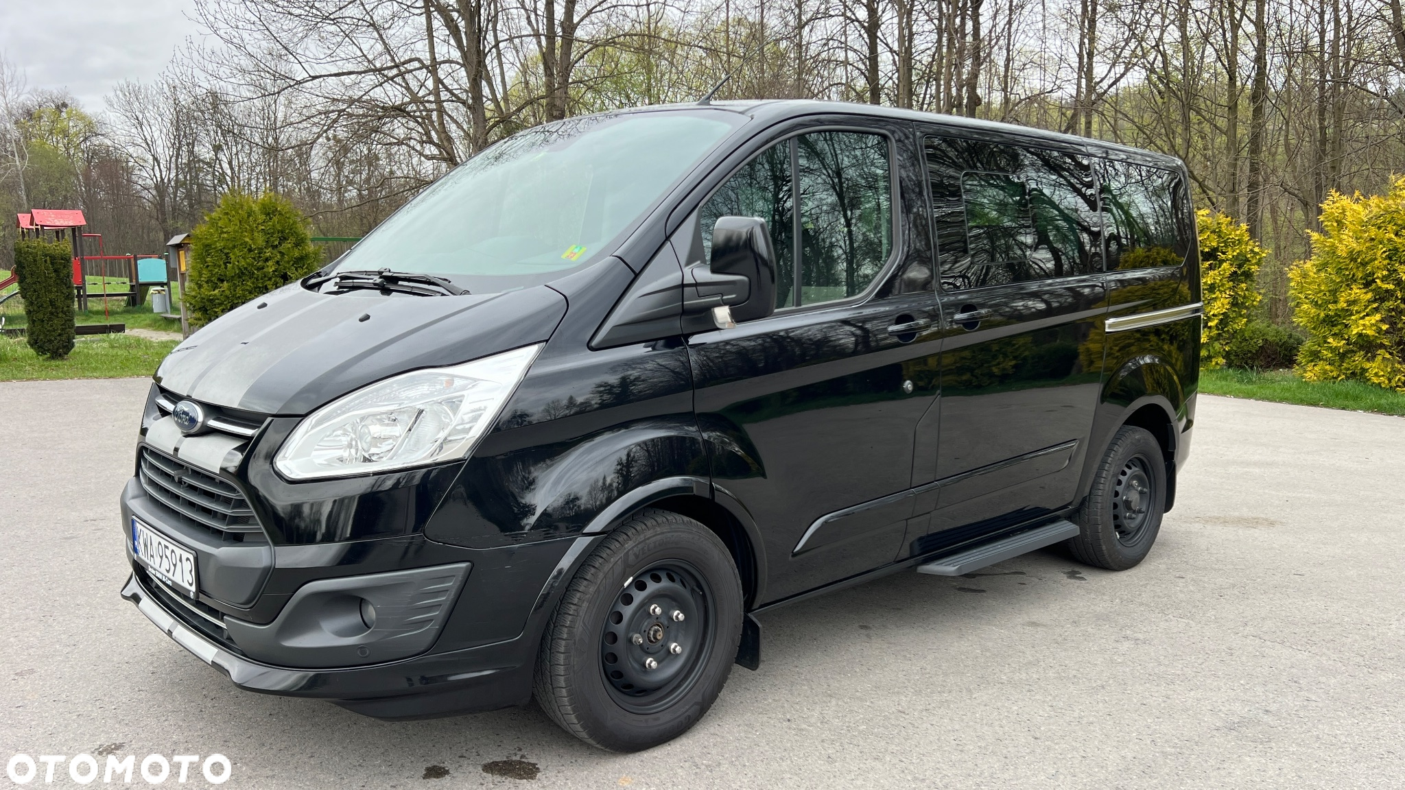 Ford Tourneo Custom 2.0 EcoBlue L1 Titanium - 13
