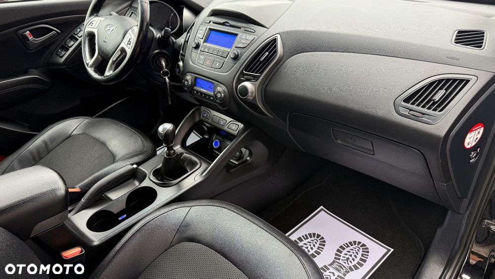 Hyundai ix35 - 23