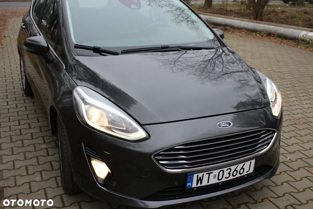 Ford Fiesta 1.0 EcoBoost S&S TITANIUM X - 9