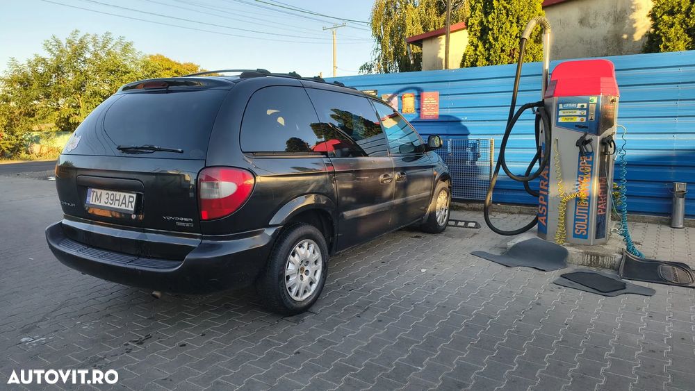 Chrysler Voyager LX 2.8L CRD aut - 3