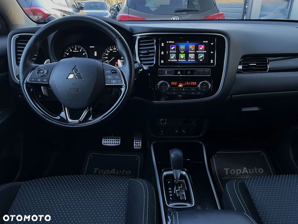 Mitsubishi Outlander 2.0 Intense + SDA 4WD CVT - 37