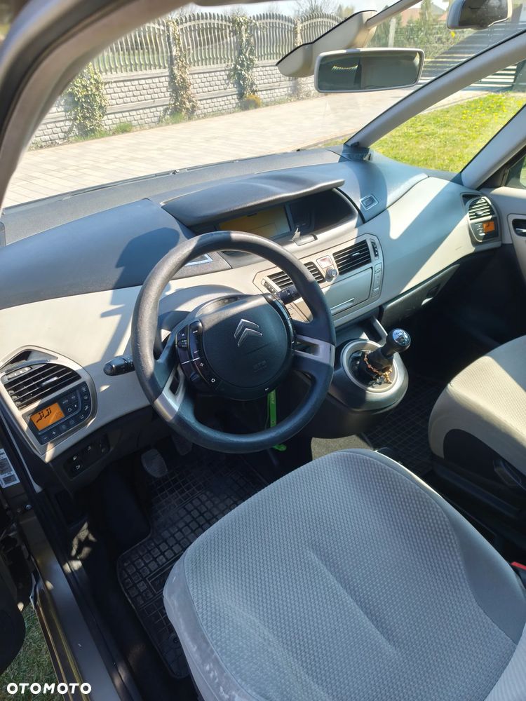 Citroën C4 Picasso 1.8i X - 9