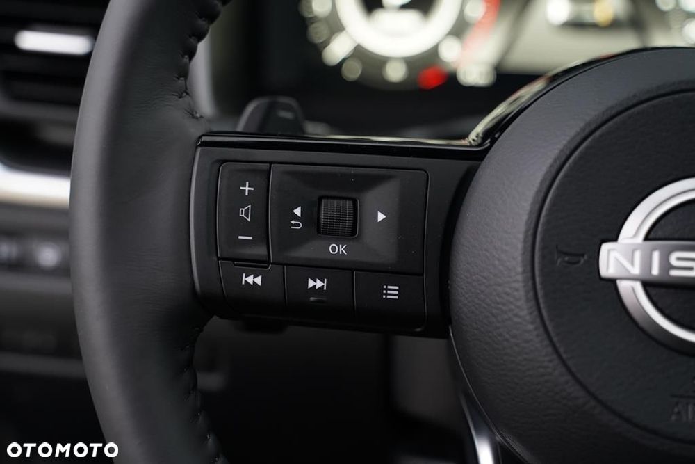 Nissan Qashqai 1.3 DIG-T MHEV N-Connecta Xtronic - 17