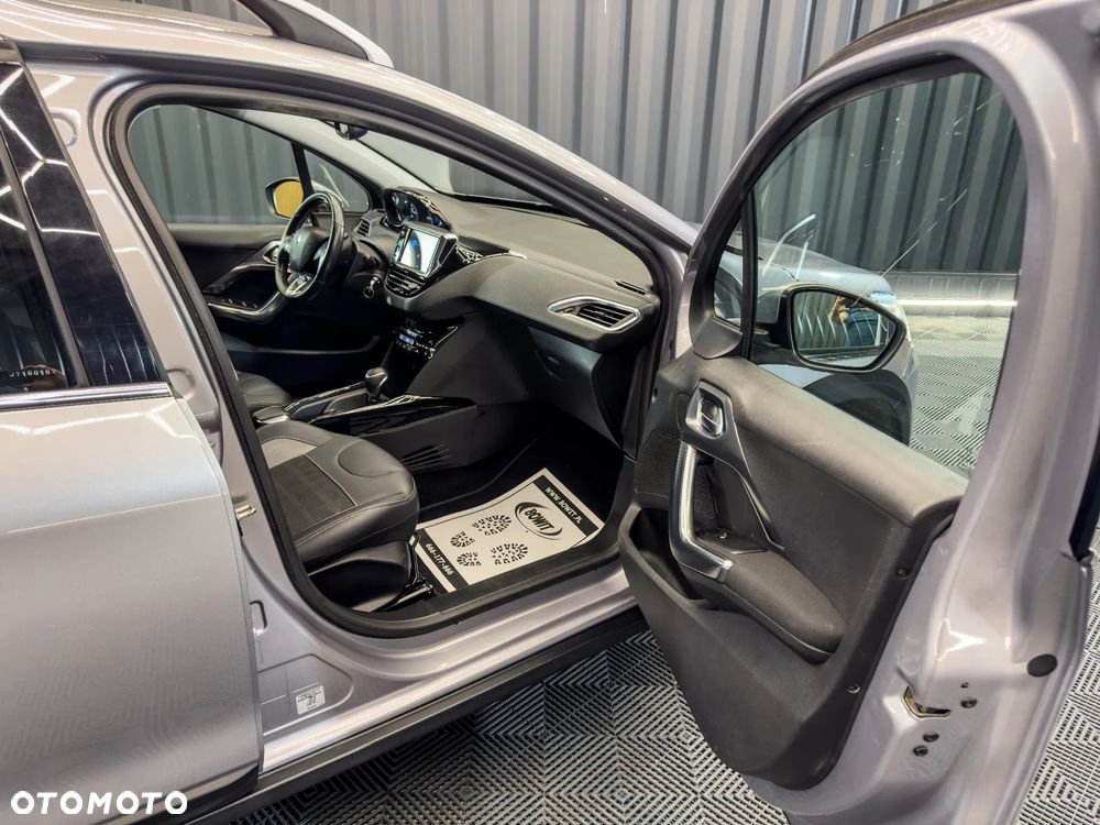 Peugeot 2008 BlueHDi FAP 120 STOP & START EAT6 Allure - 12