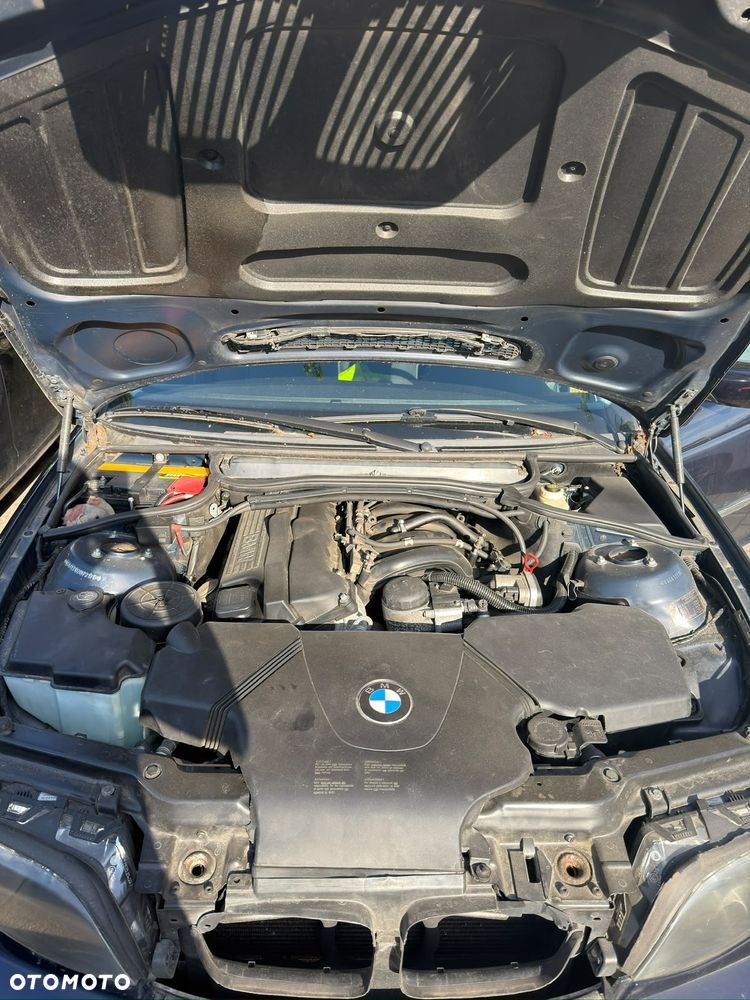 BMW Seria 3 316i - 11