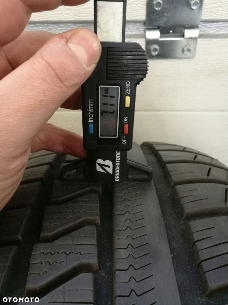 Opona całoroczna 225/60 R 16 Vredestein Quatrac 3 - 2