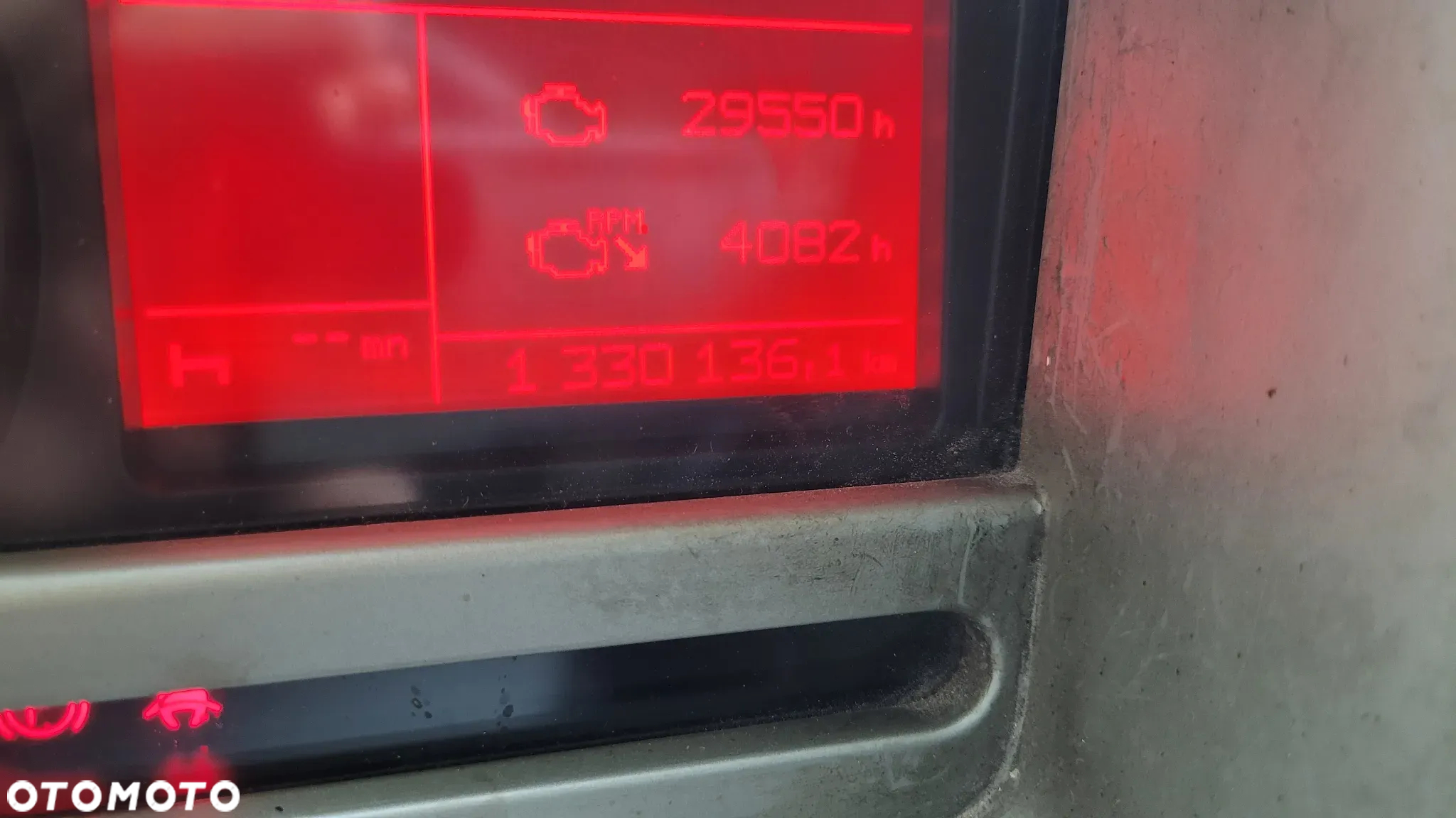 Renault Premium - 11