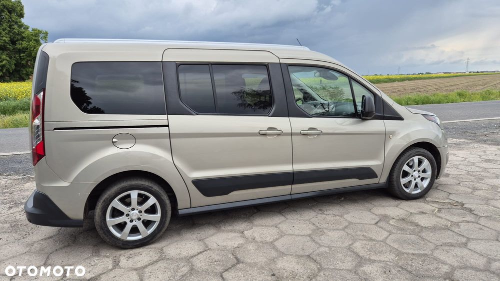 Ford Tourneo Connect 1.5 TDCi Trend - 26