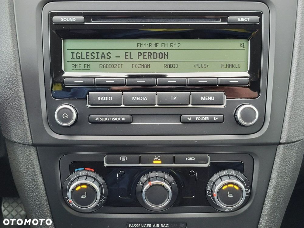 Volkswagen Golf - 33