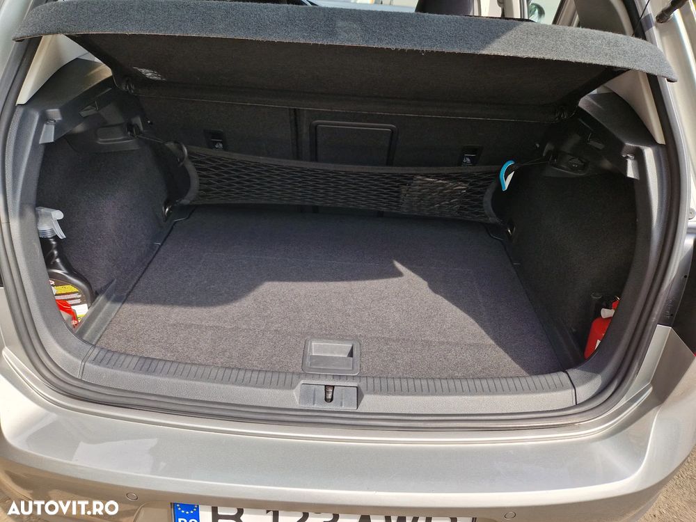 Volkswagen Golf - 13