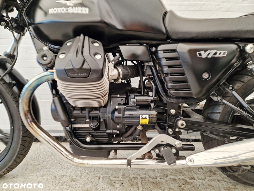 Moto Guzzi V7 - 15