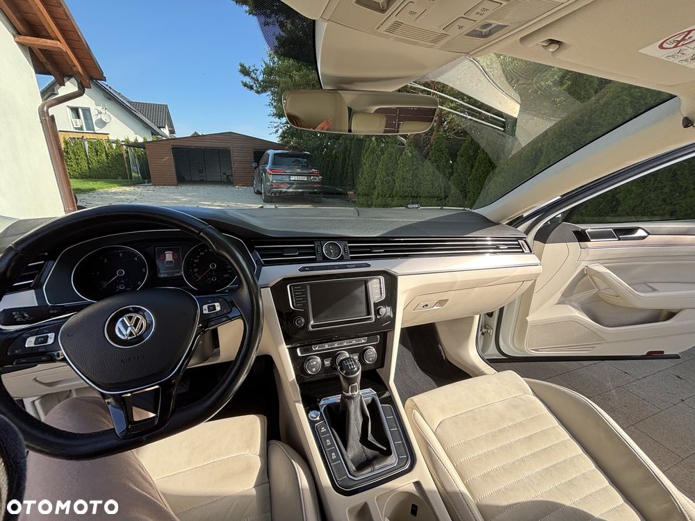 Volkswagen Passat - 7