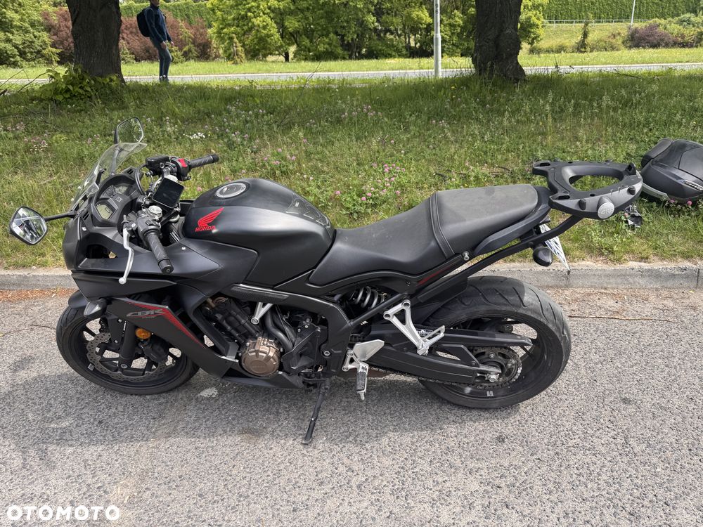 Honda CBR - 3