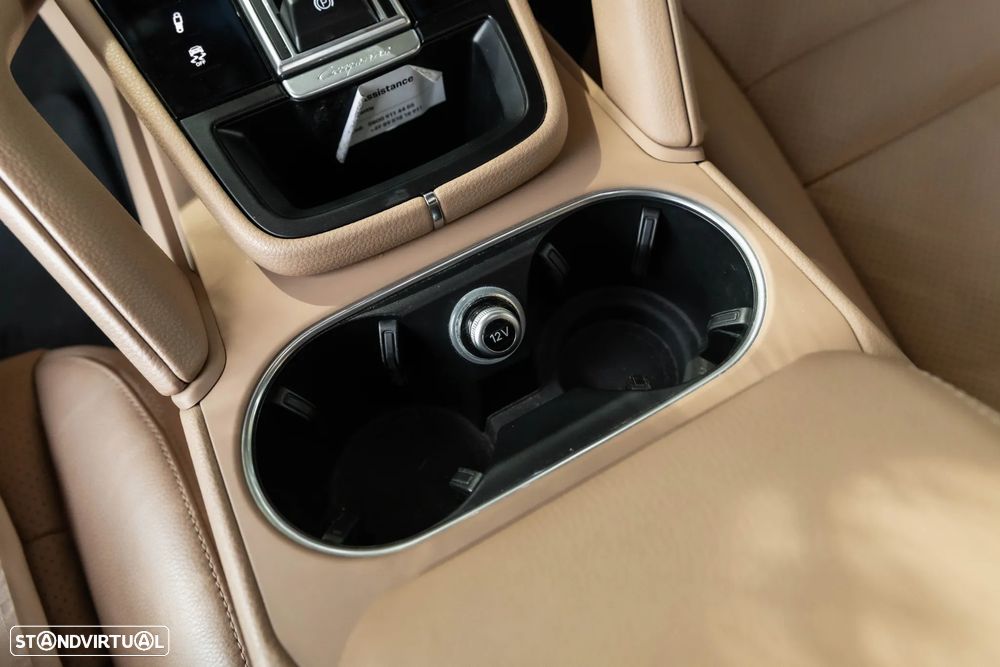 Porsche Cayenne E-Hybrid - 29