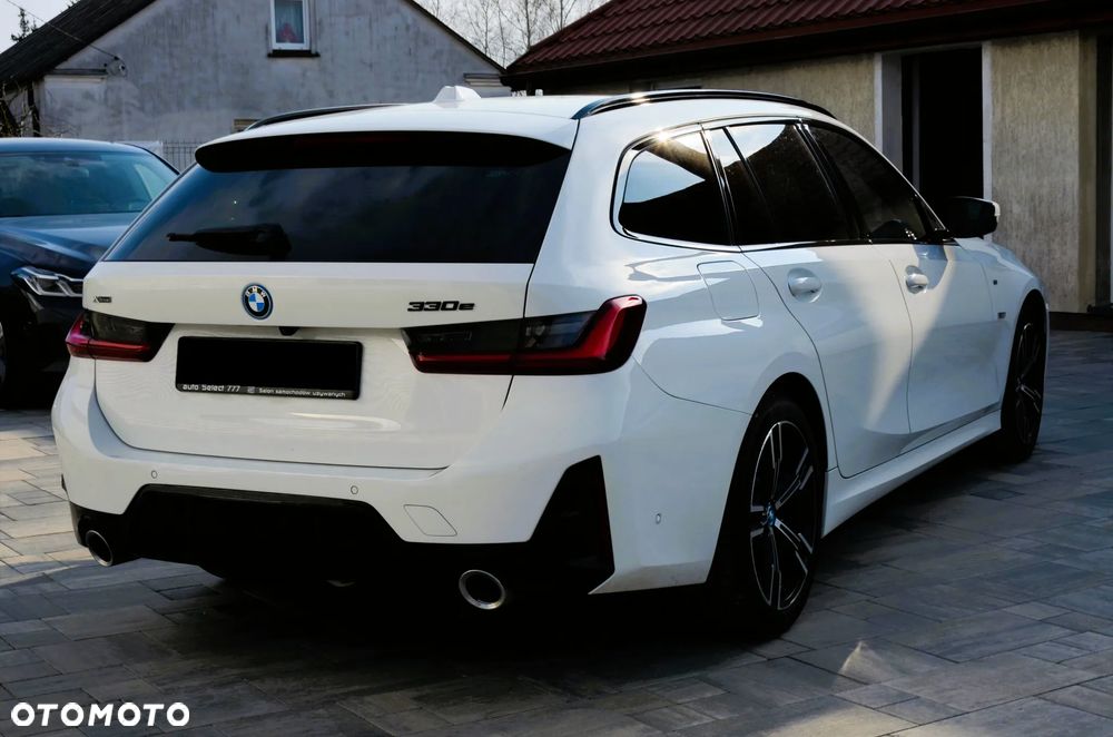 BMW Seria 3 330e xDrive M Sport sport - 14