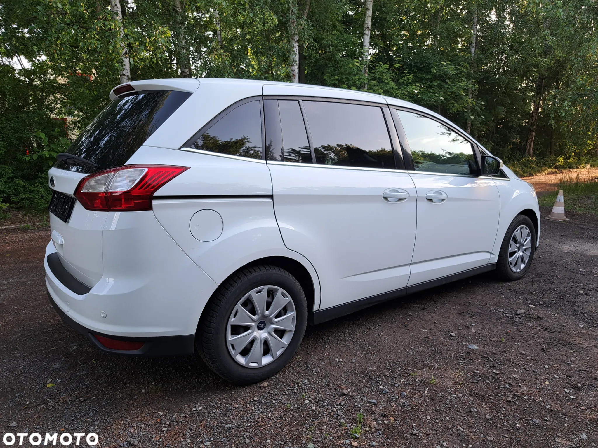Ford Grand C-MAX 1.6 TDCi Titanium - 3