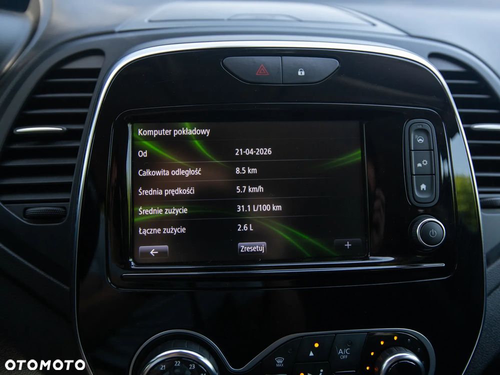 Renault Captur - 29