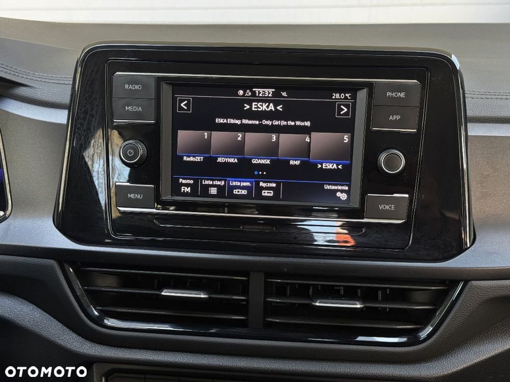 Volkswagen T-Roc - 28