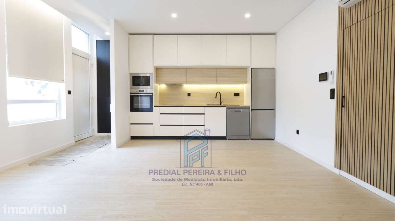 Andar Moradia Duplex T3 Totalmente Remodelado - Fânzeres / Portelinha - Grande imagem: 2/29