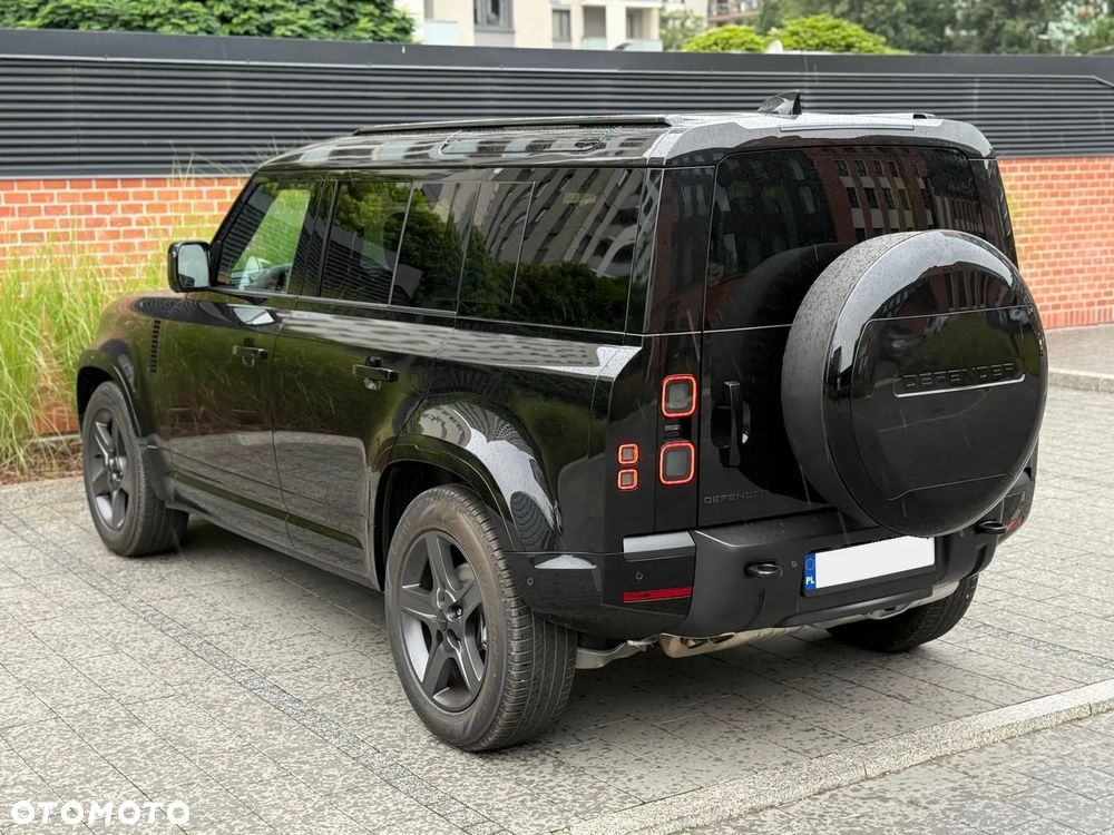 Land Rover Defender 3.0 D250 mHEV X-Dynamic SE - 4