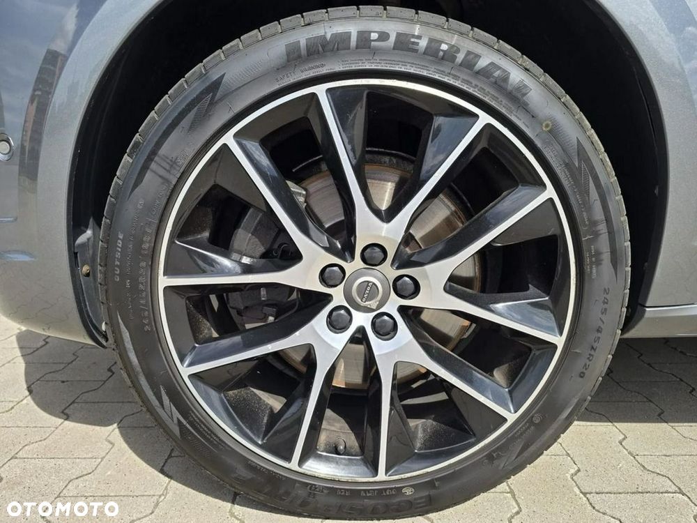 Volvo V90 Cross Country D4 AWD - 36