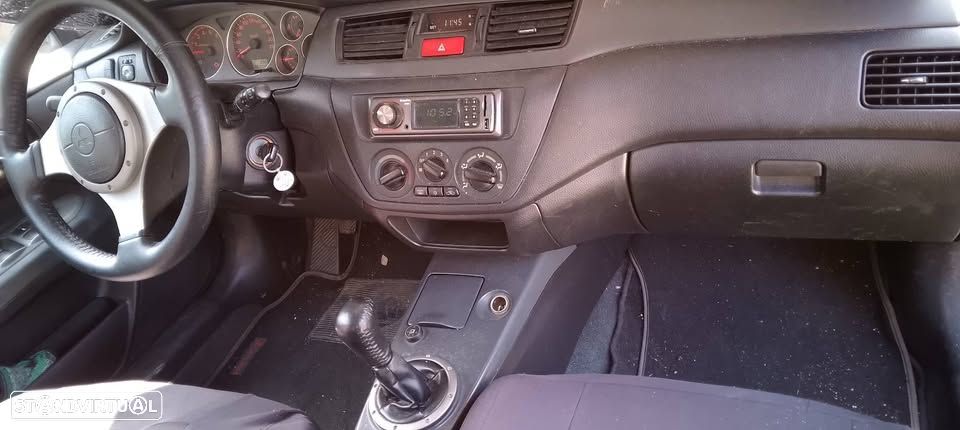 Mitsubishi Lancer SW 1.6 Intense GPL - 2
