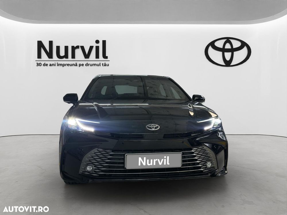 Toyota Camry 2.5 HEV Luxury - 4