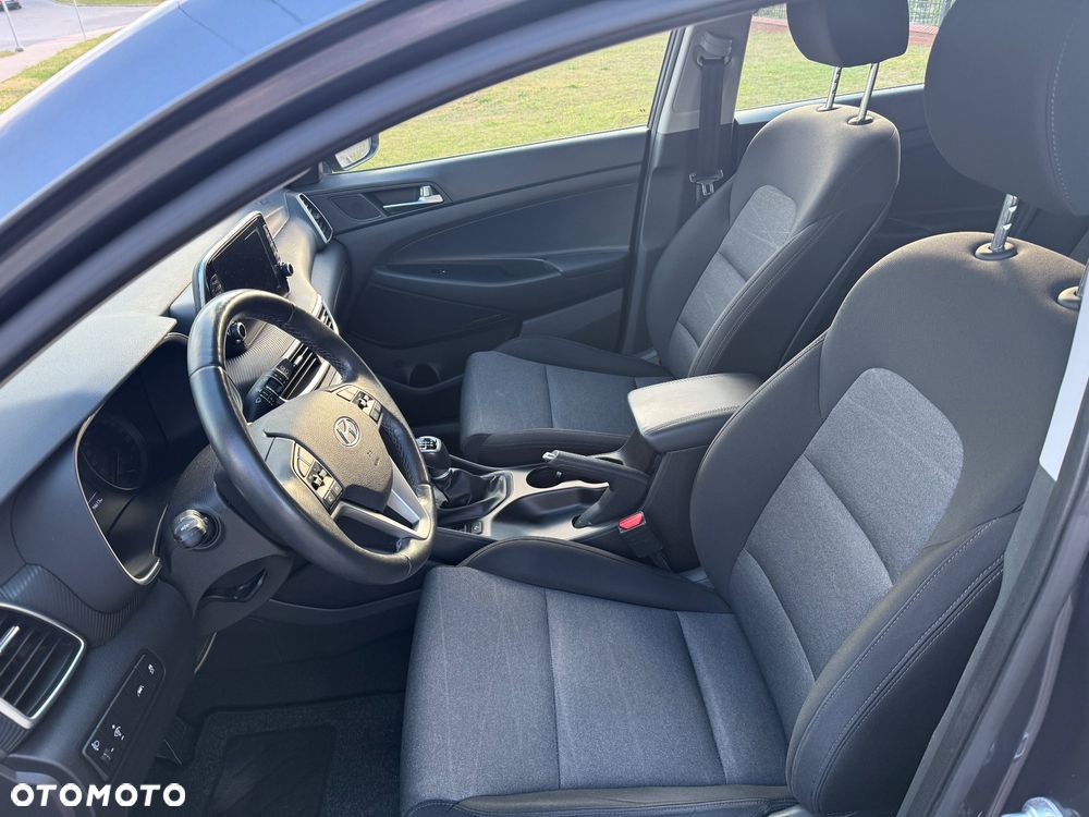 Hyundai Tucson - 16