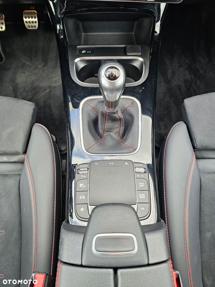 Mercedes-Benz Klasa A 180 d AMG Line - 21