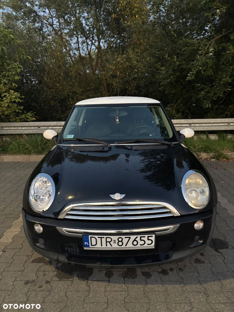 Mini One 2006 photo 3
