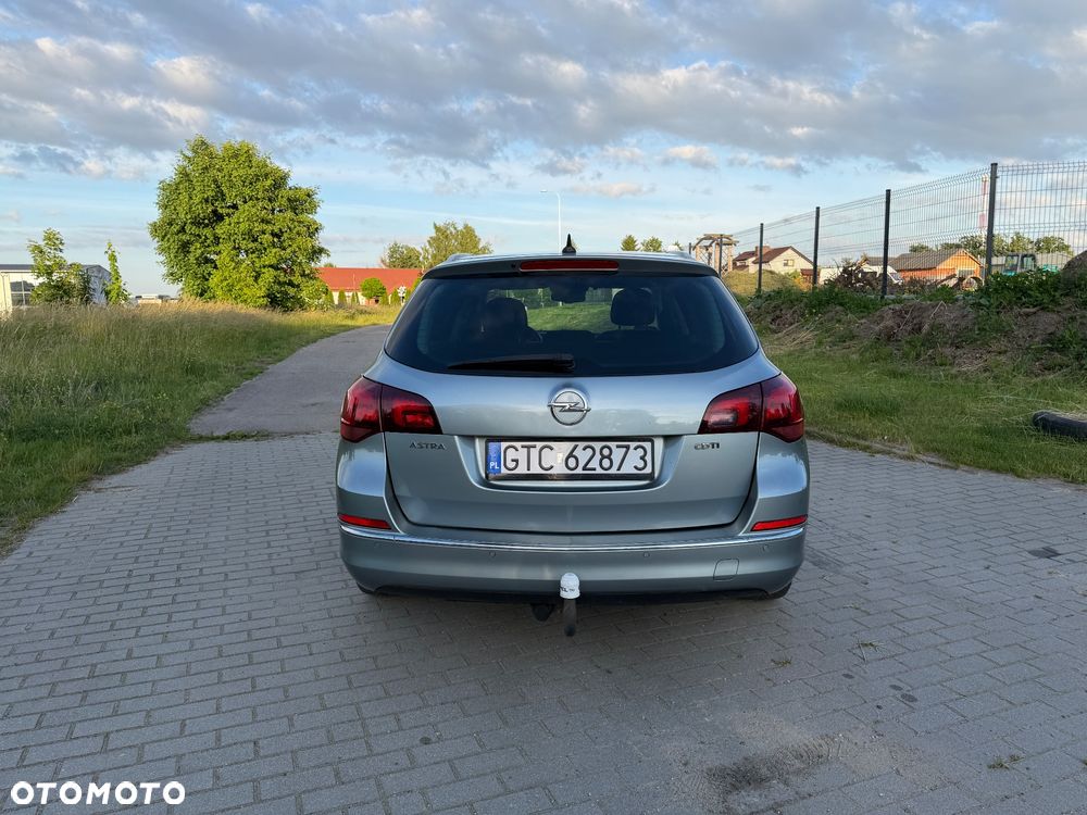 Opel Astra 1.7 CDTI DPF Exklusiv - 5