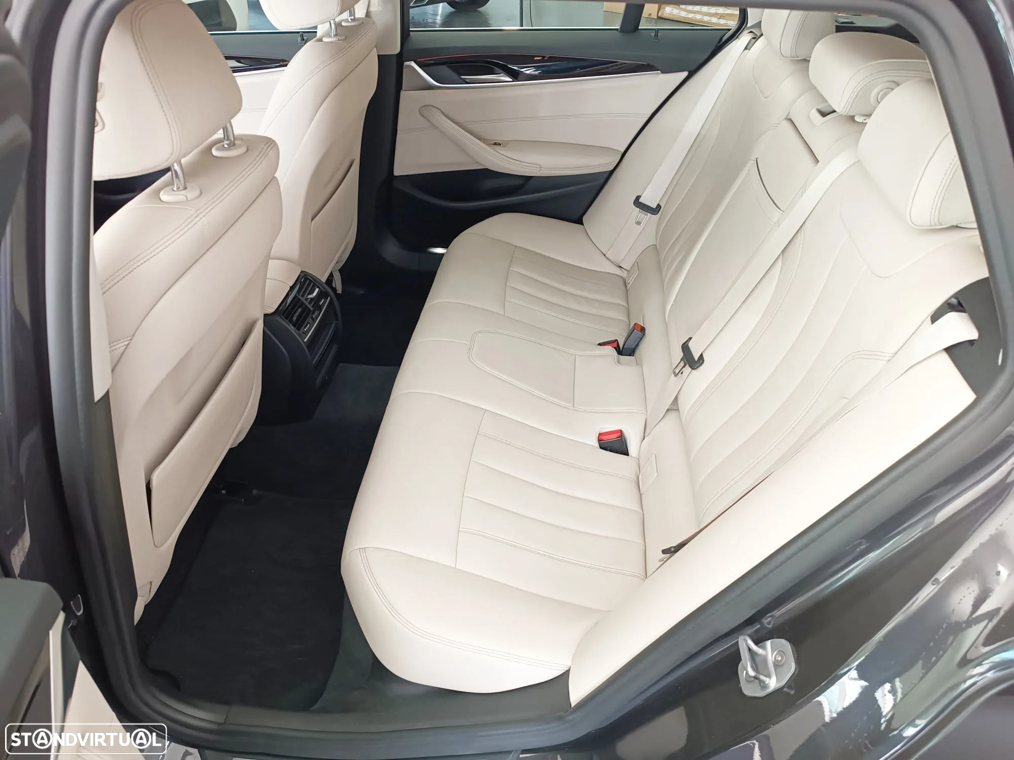 BMW 520 d Line Luxury Auto - 11