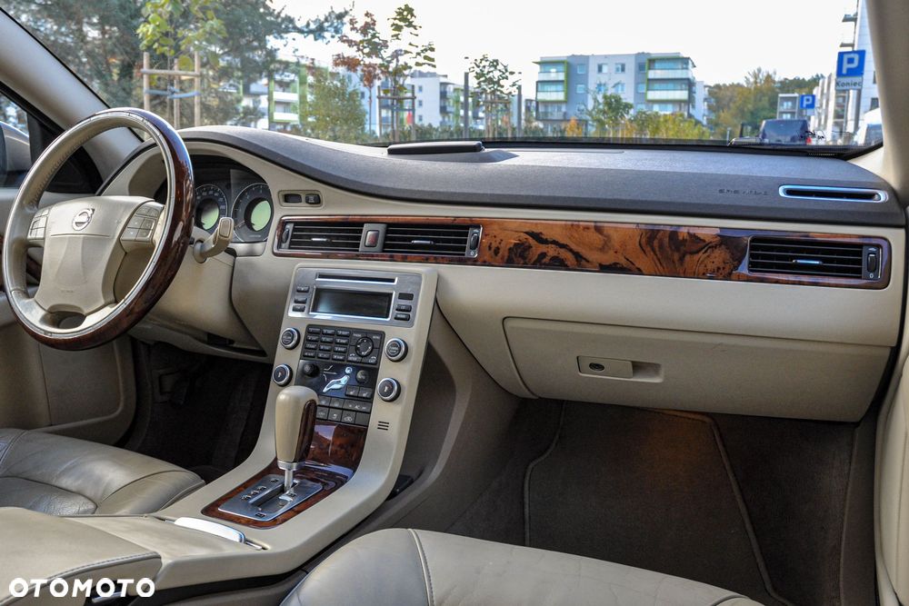 Volvo S80 - 11