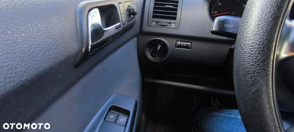 Volkswagen Polo - 18