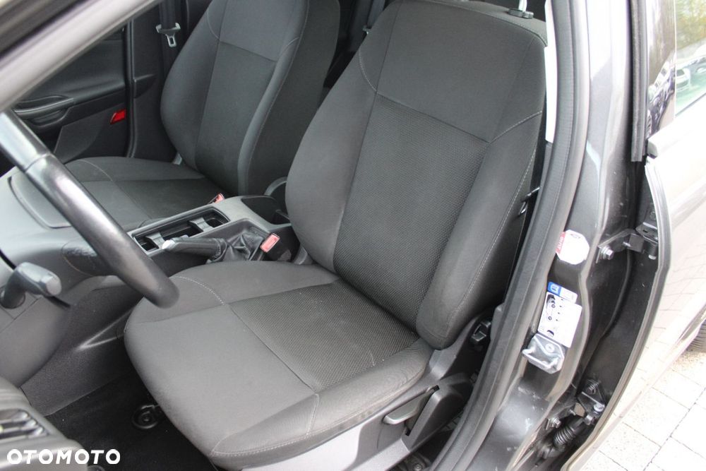 Ford Focus - 16
