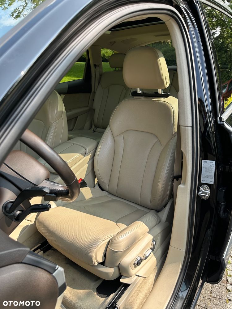 Audi Q7 - 12