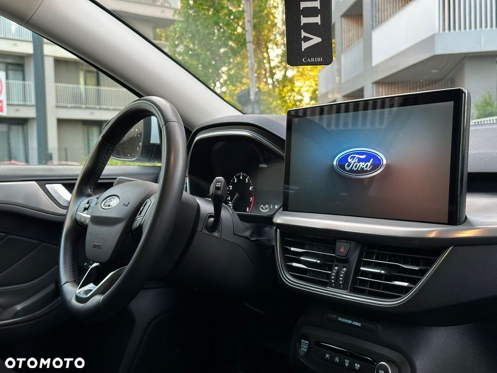 Ford Focus 1.0 EcoBoost Titanium Style - 19