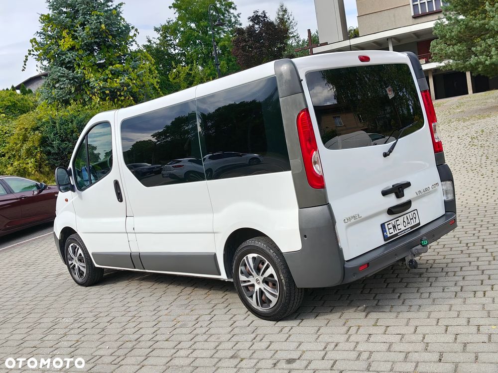 Opel Vivaro L1H1 DPF Tour - 12