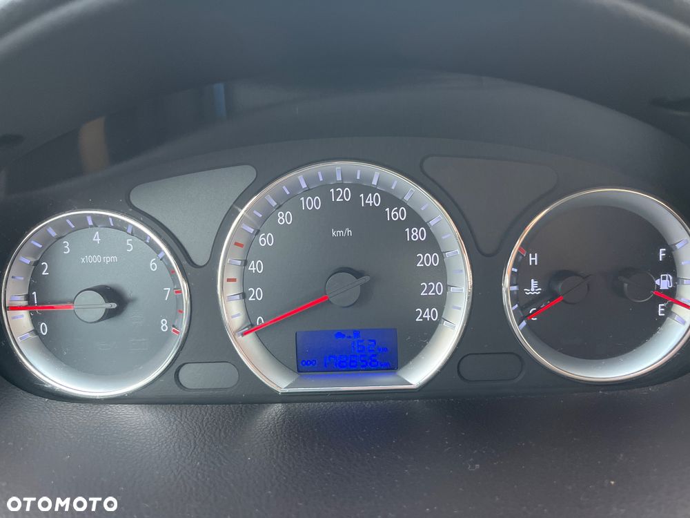 Hyundai Sonata 2.0 Comfort - 3