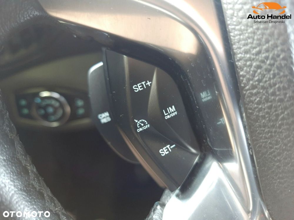 Ford Transit Connect - 25