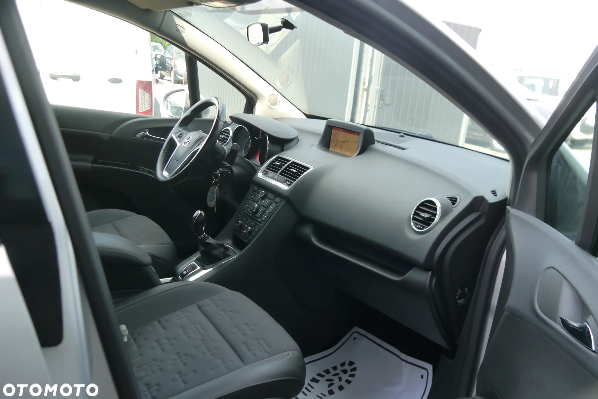 Opel Meriva 1.4 T Essentia S&S - 16